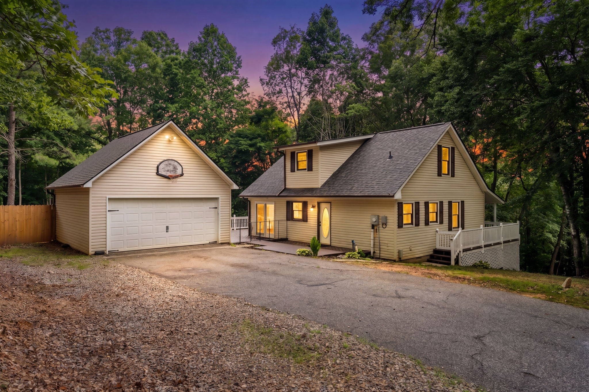 277 Tracy St
