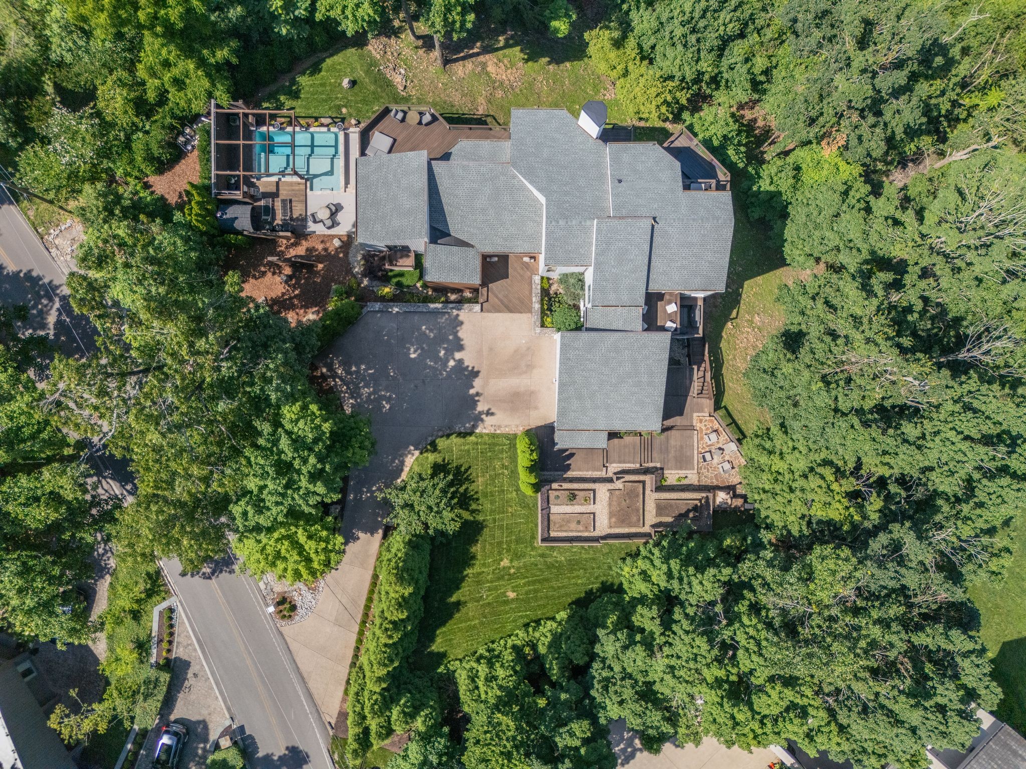 1819 Laurel Ridge Dr