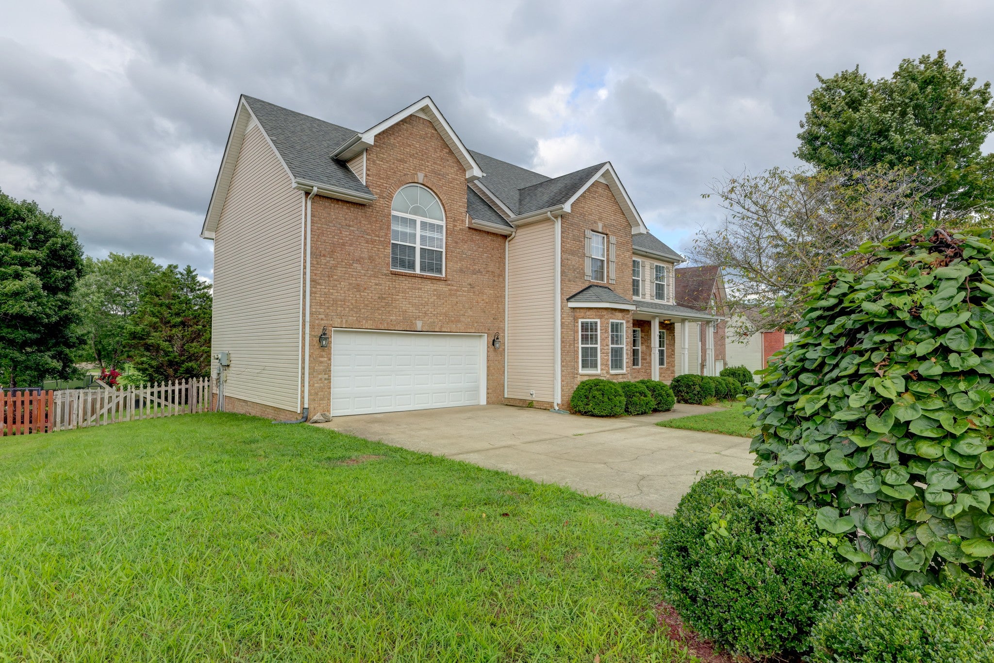 791 Colin Ct
