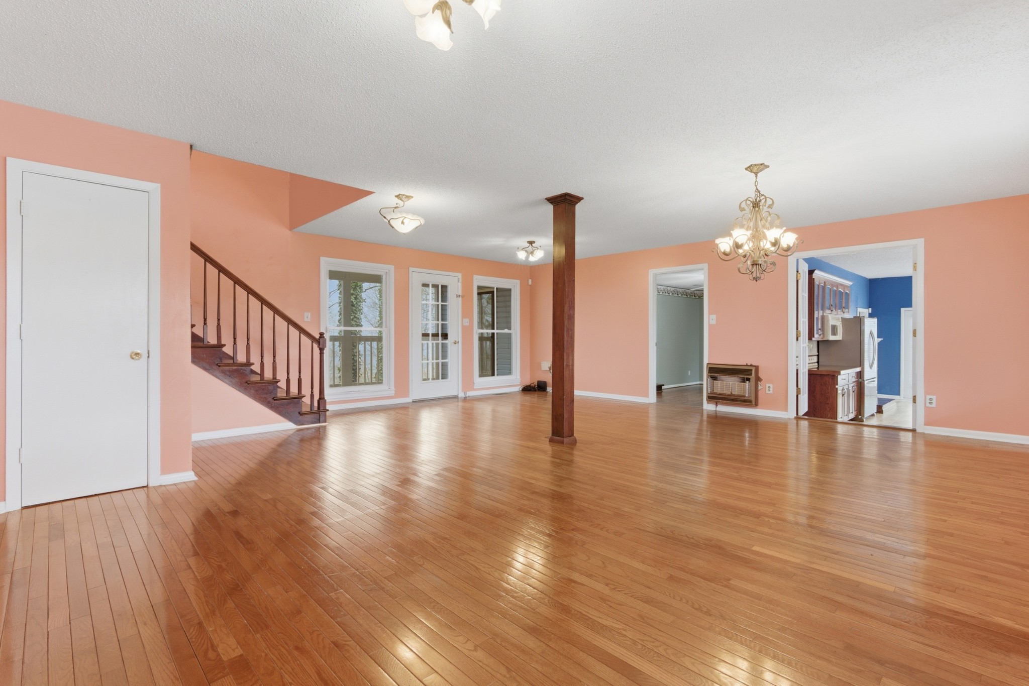 585 Bell Point Rd