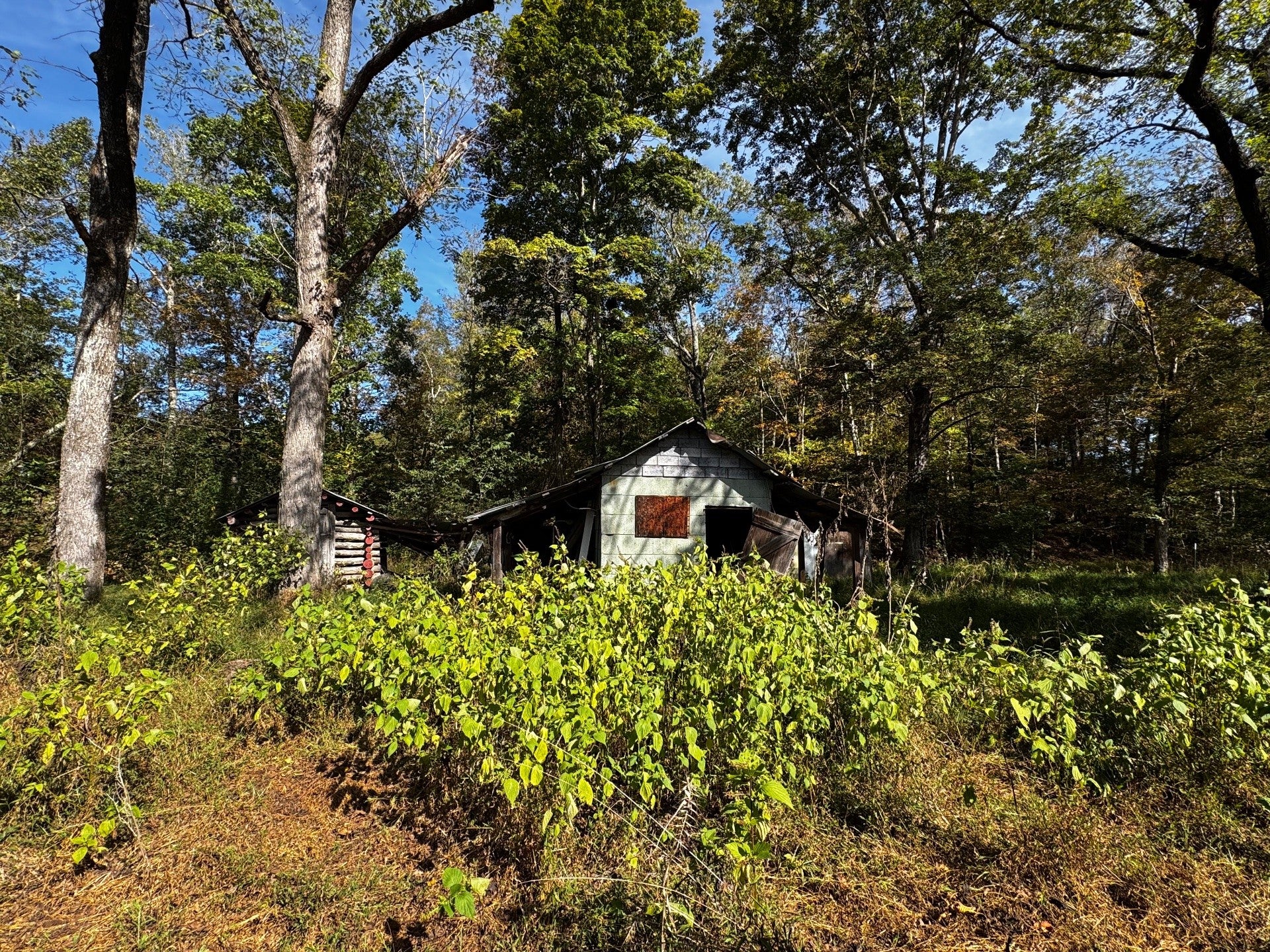 2210 N Hurricane Creek Rd