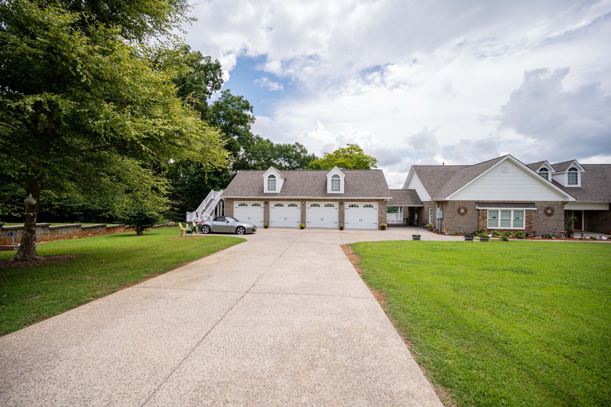 627 Eastbrook Rd