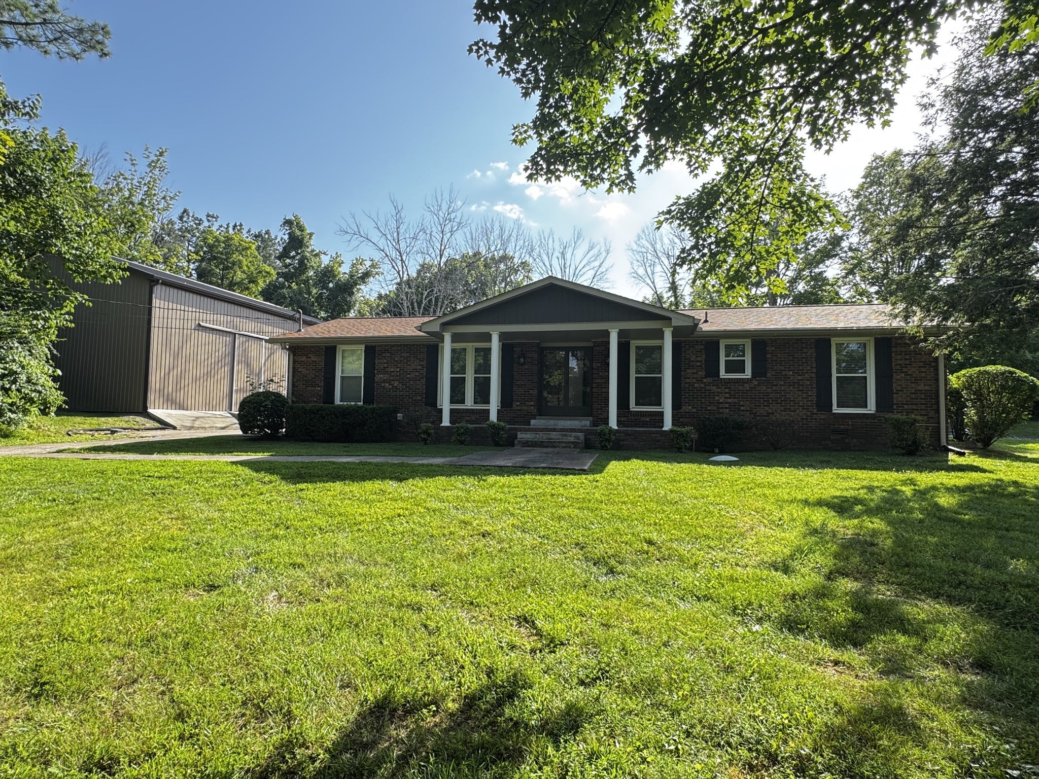 2310 Hwy 109 N