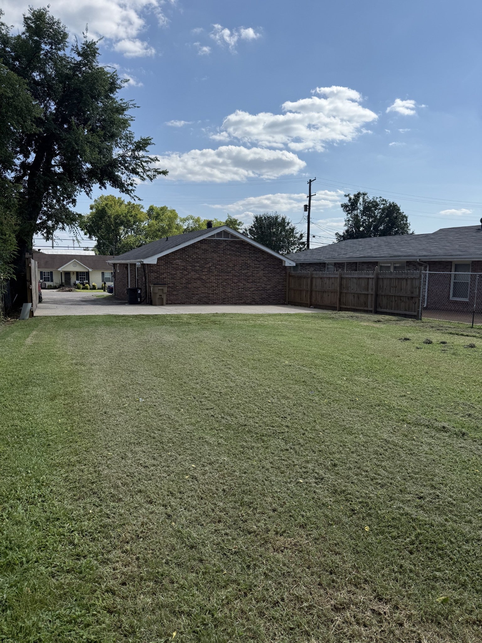 221 Duling Ave