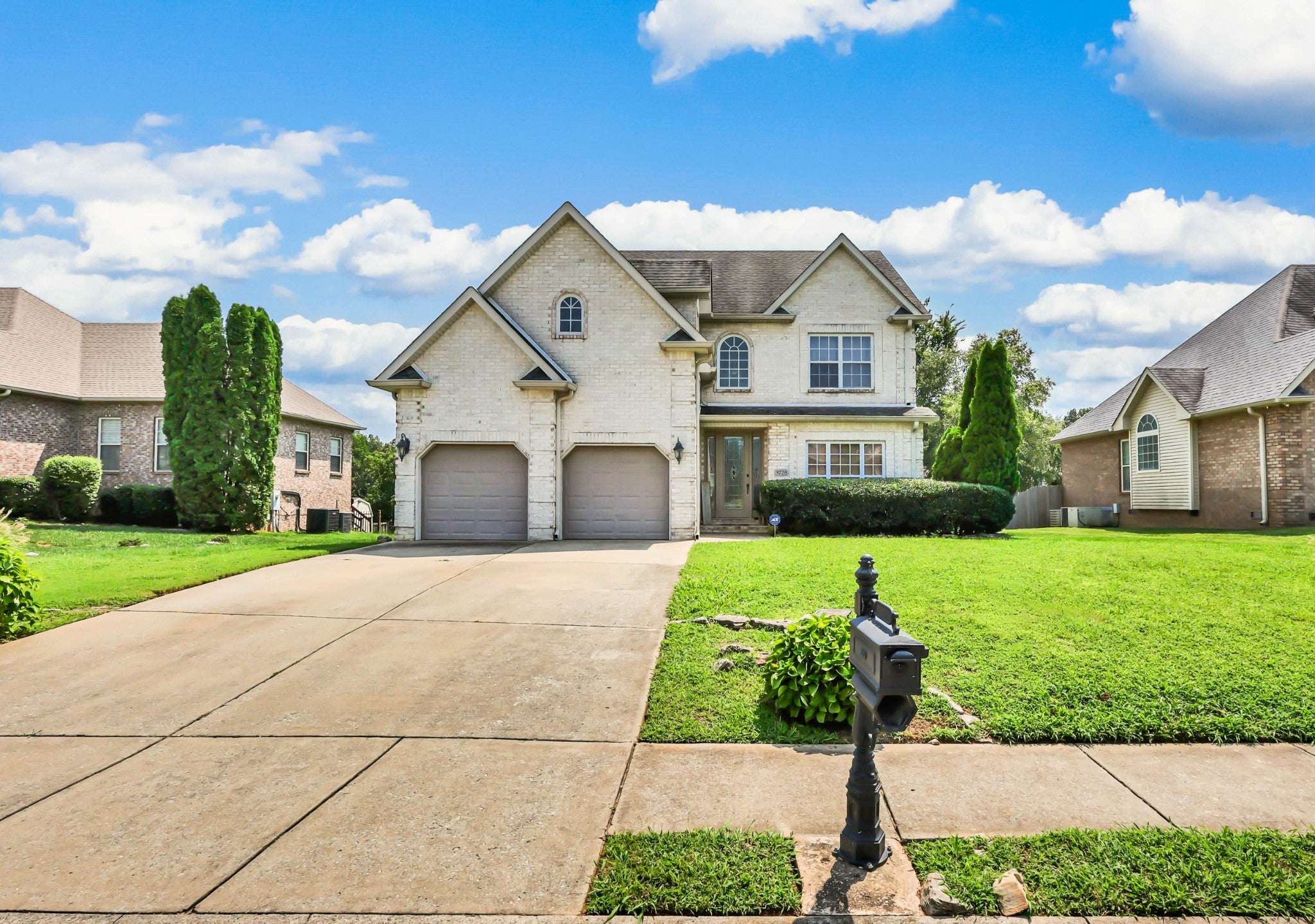 3728 Coves Way