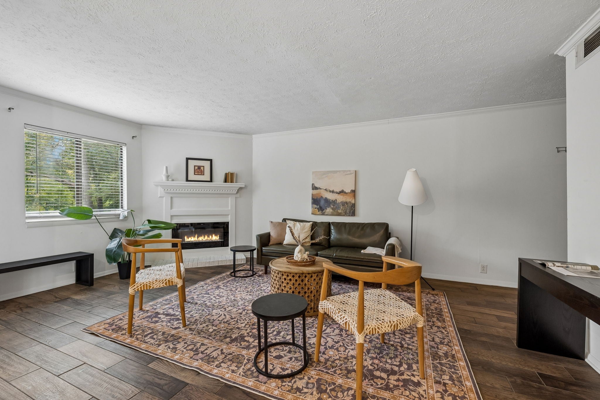 5304 Edmondson Pike 1