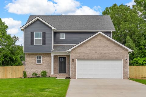 Photo of 689 S Forest Brook Court, Clarksville, TN 37042 (MLS # 3214136)