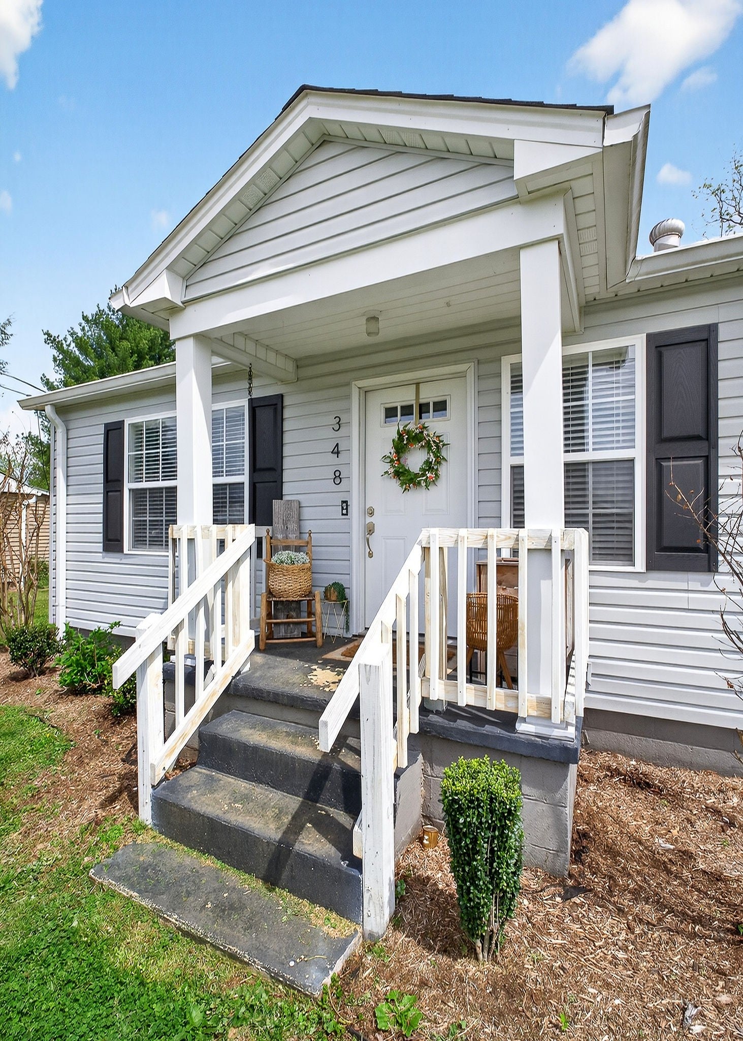 348 Burley St