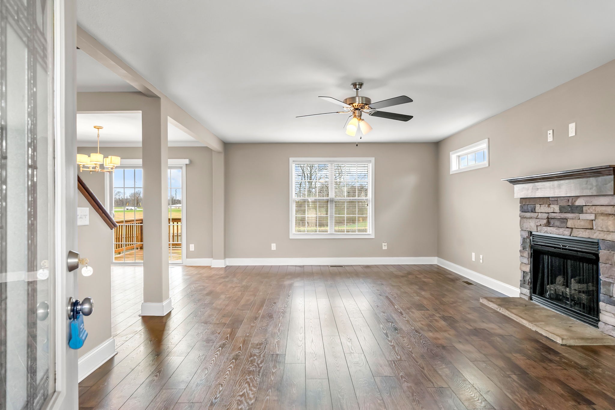 Clarksville, Tennessee 37042, United States, 3 Bedrooms Bedrooms, ,3 BathroomsBathrooms,Residential,Active,191516