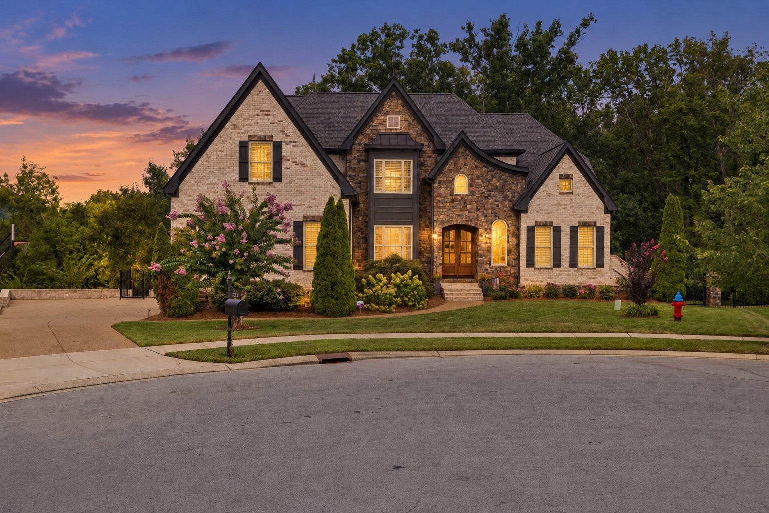 2231 Dunblane Ln