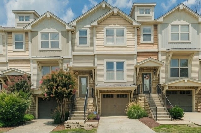 131 Stonecrest Dr