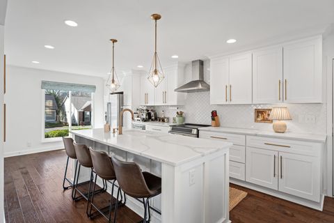 5213 Village Trce Nashville TN 37211