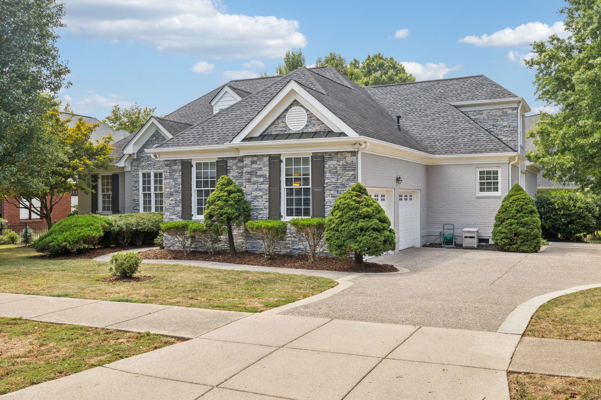 515 Marigold Dr