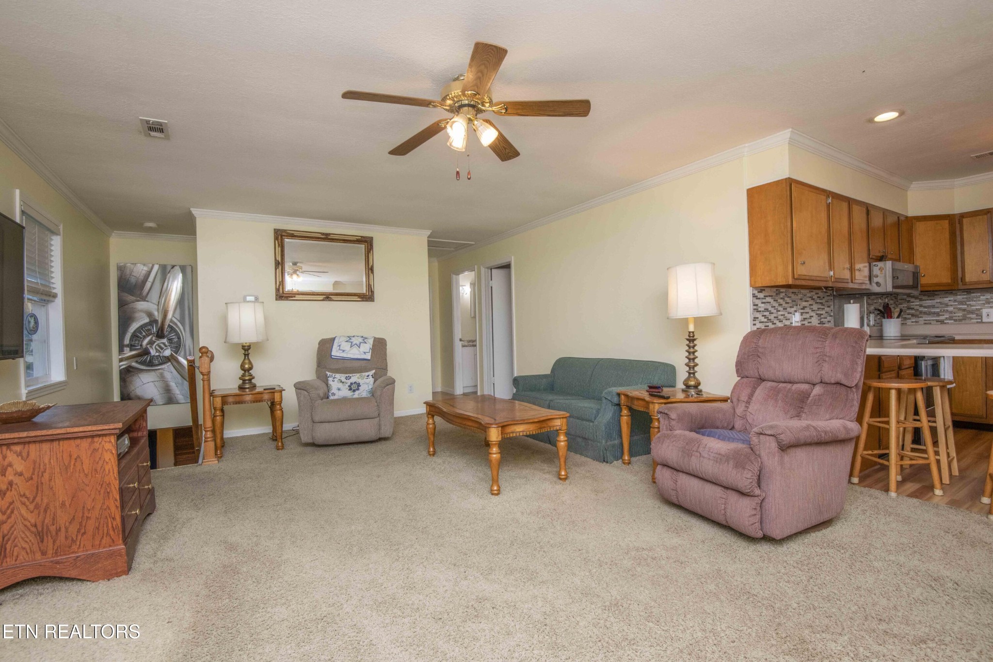 385 Stevens Lane