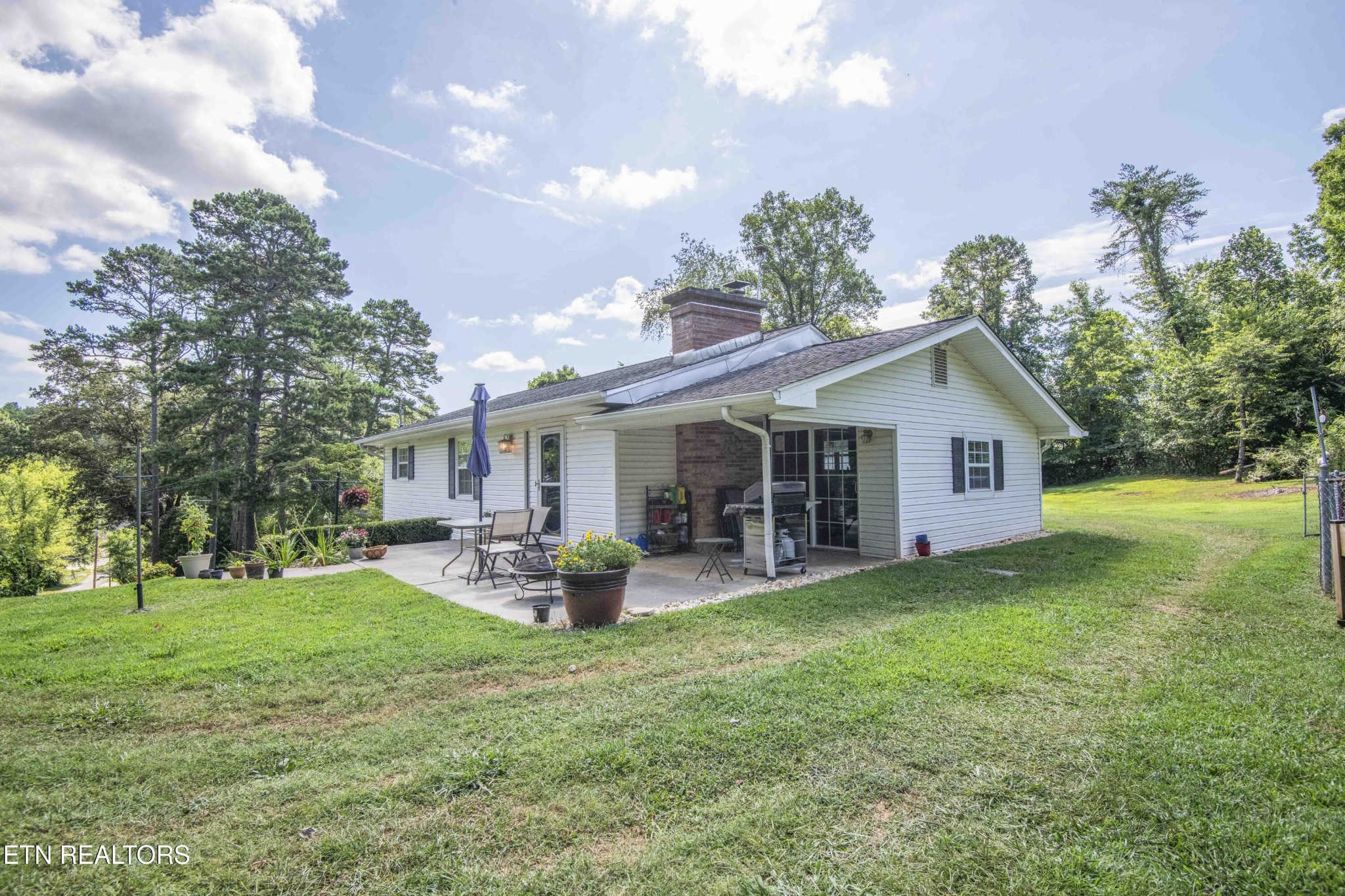 385 Stevens Lane