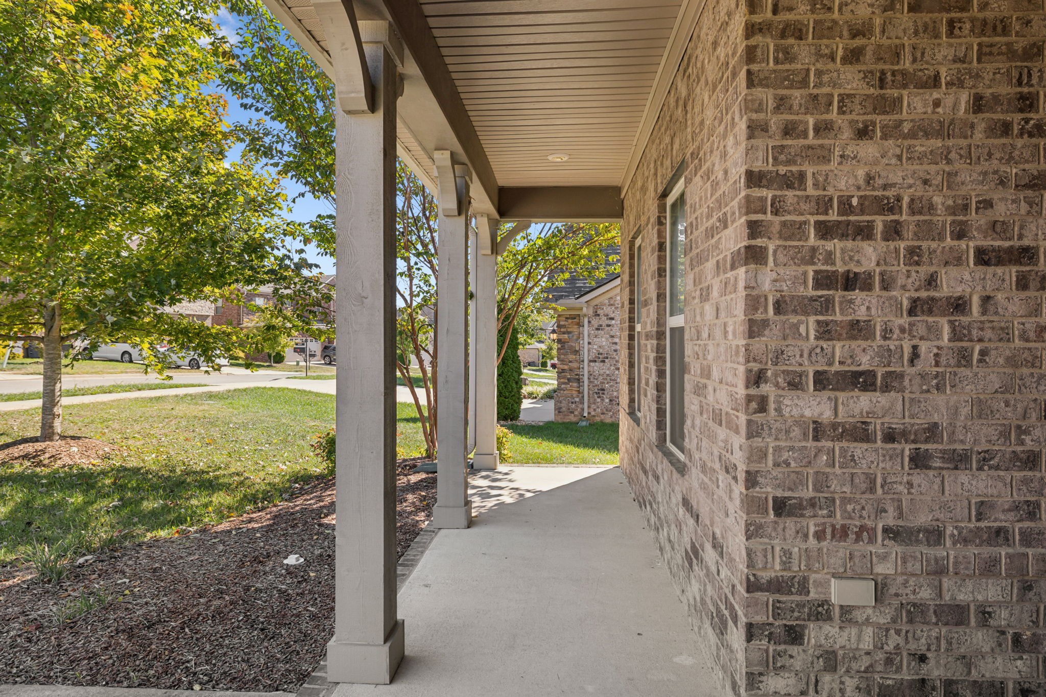 643 Fall Creek Cir