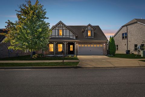 643 Fall Creek Cir Goodlettsville TN 37072