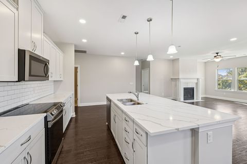 643 Fall Creek Cir Goodlettsville TN 37072