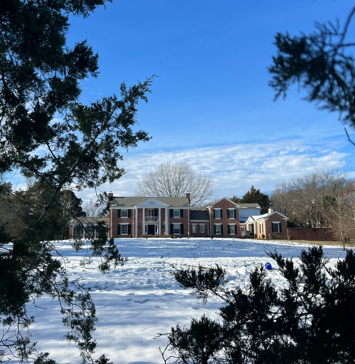 6129 Hillsboro Pike