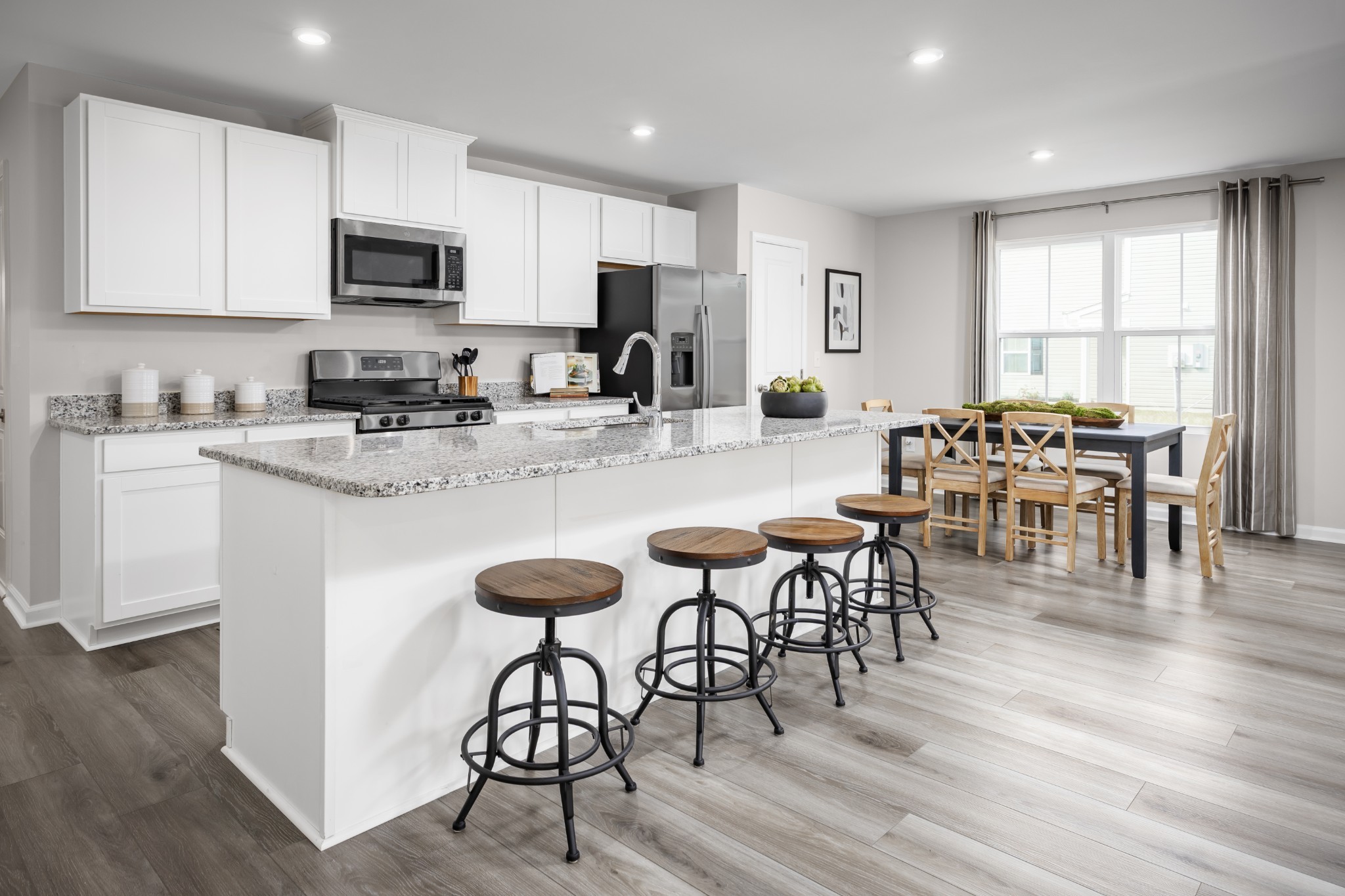 3237 ROYAL HOUND TRAIL