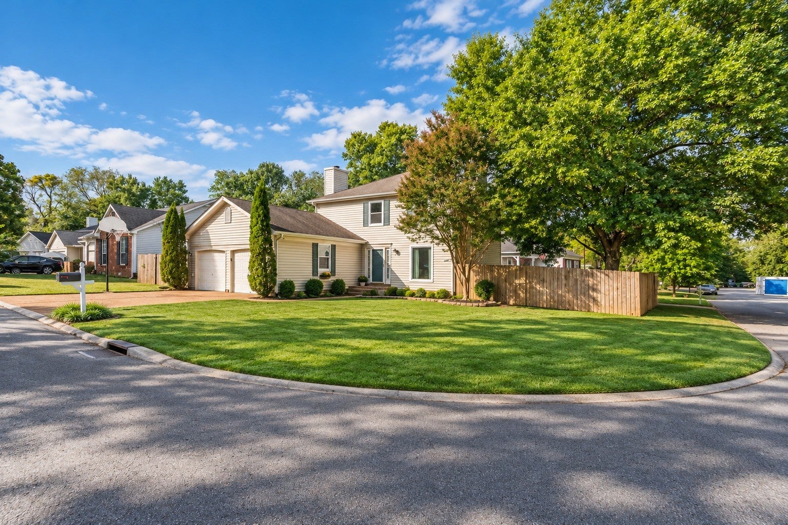 300 Harwich Ct