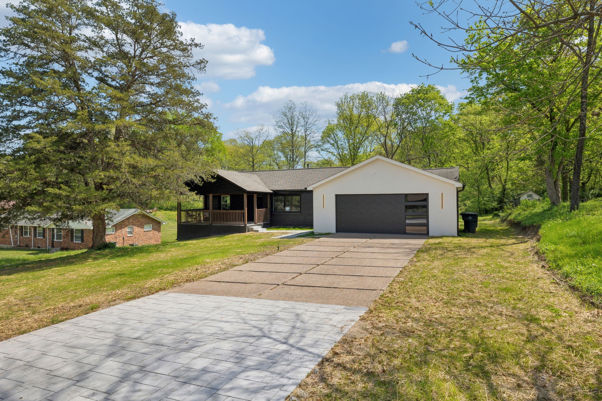 515 Catalina Dr