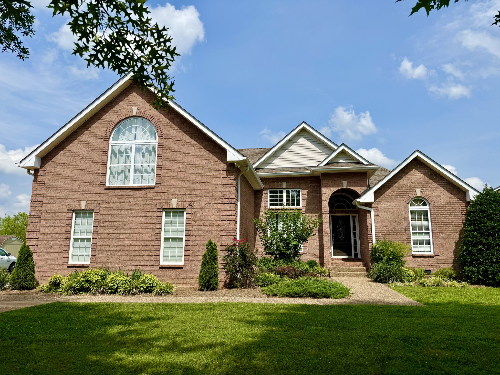 740 N Palmers Chapel Rd