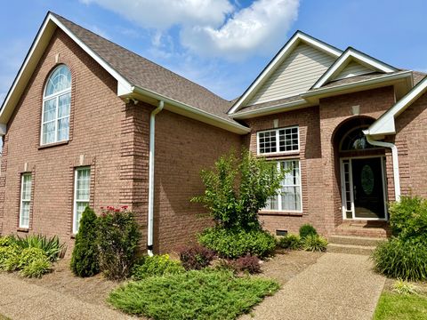 740 N Palmers Chapel Rd White House TN 37188