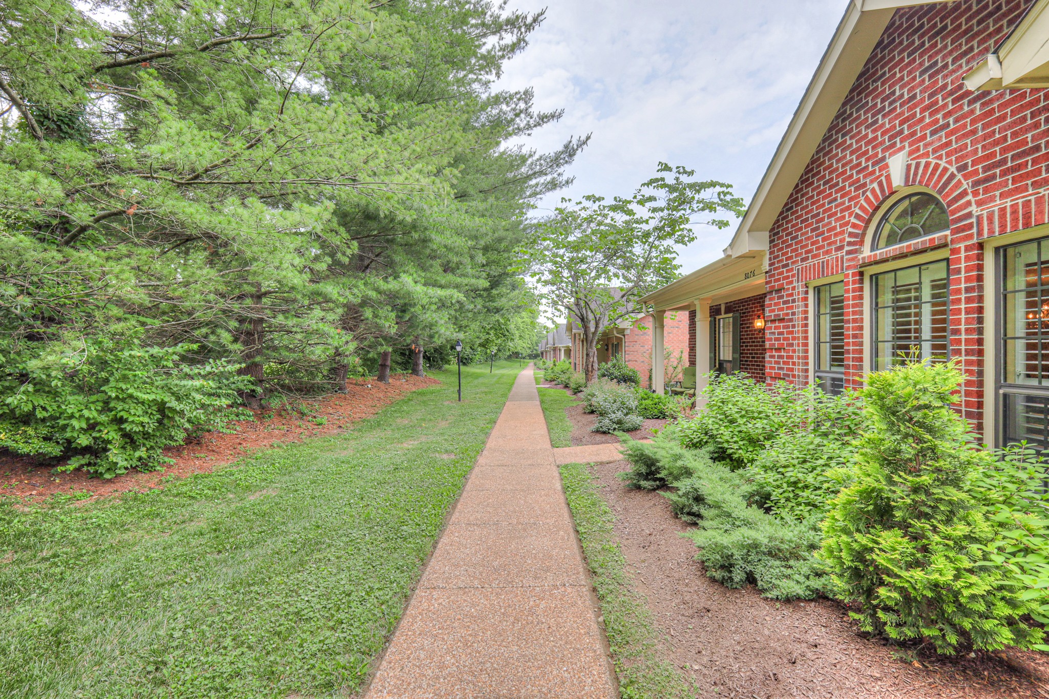 8076 Sunrise Cir