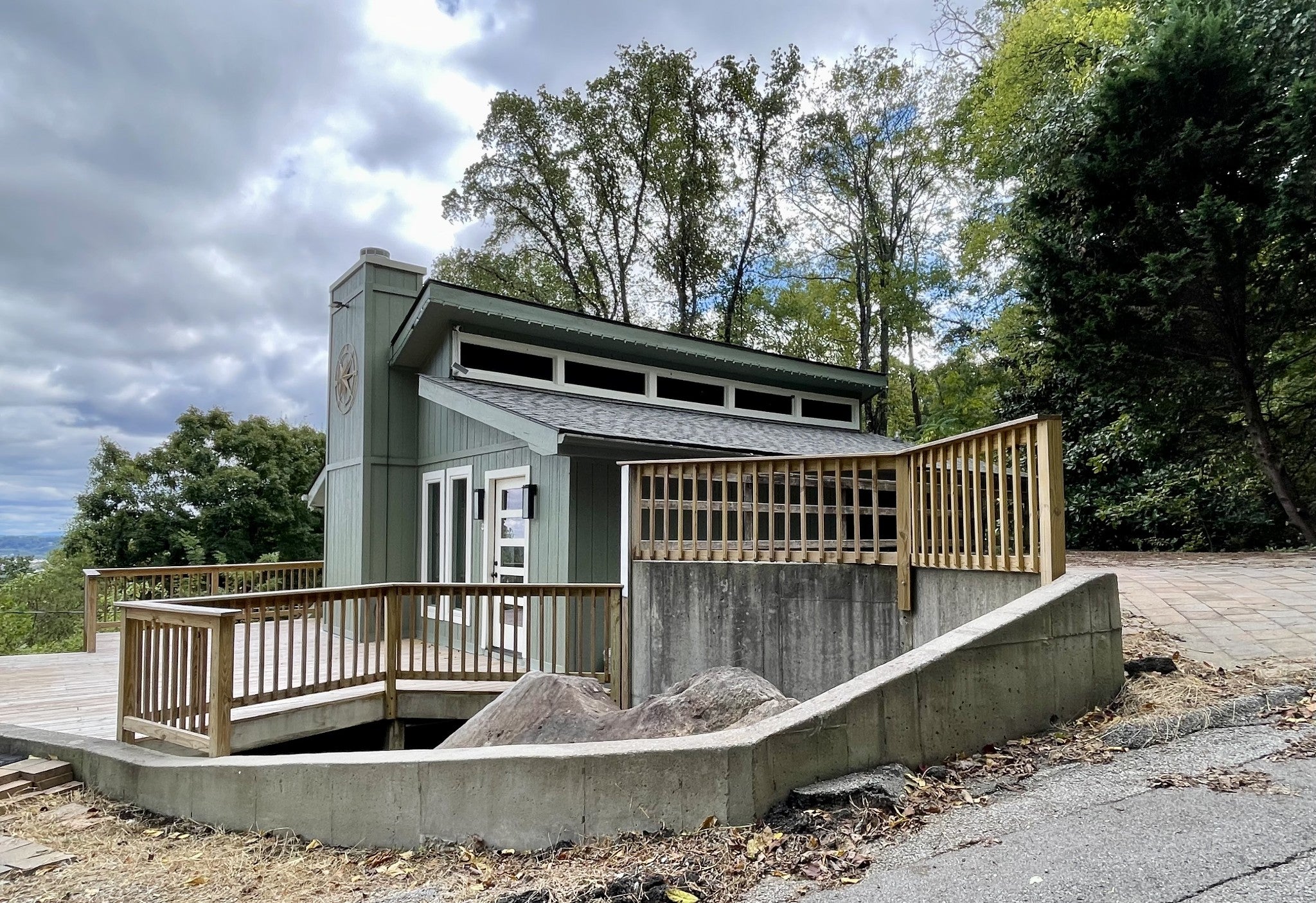 713 Lower Cravens Ter