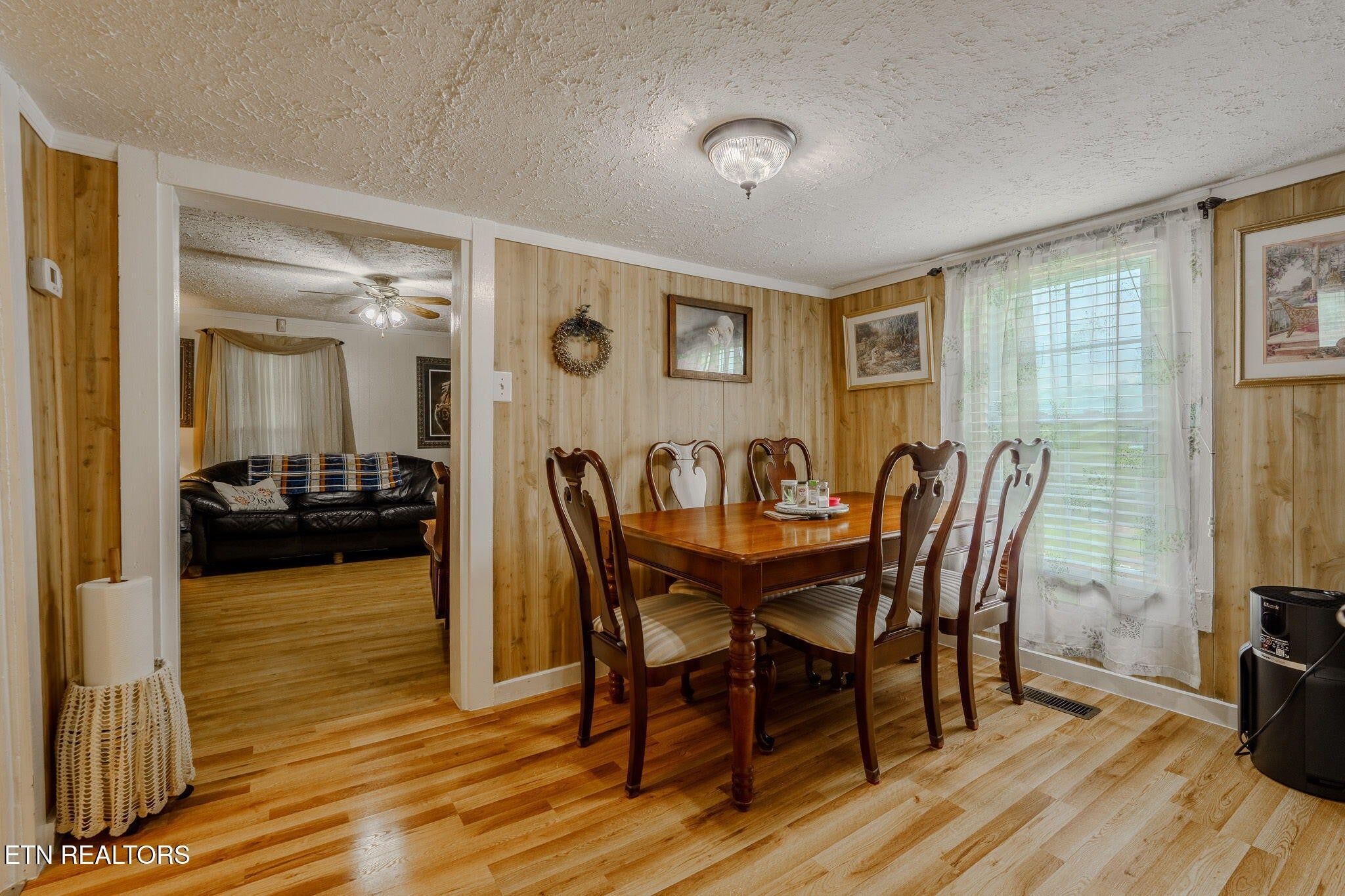 1208 Bales Rd