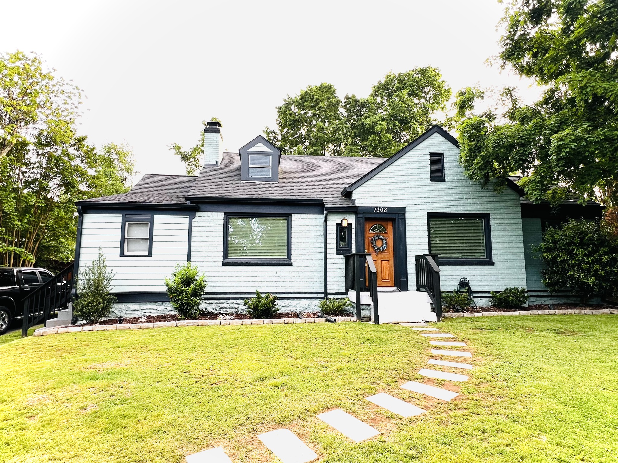 1308 Riverwood Dr