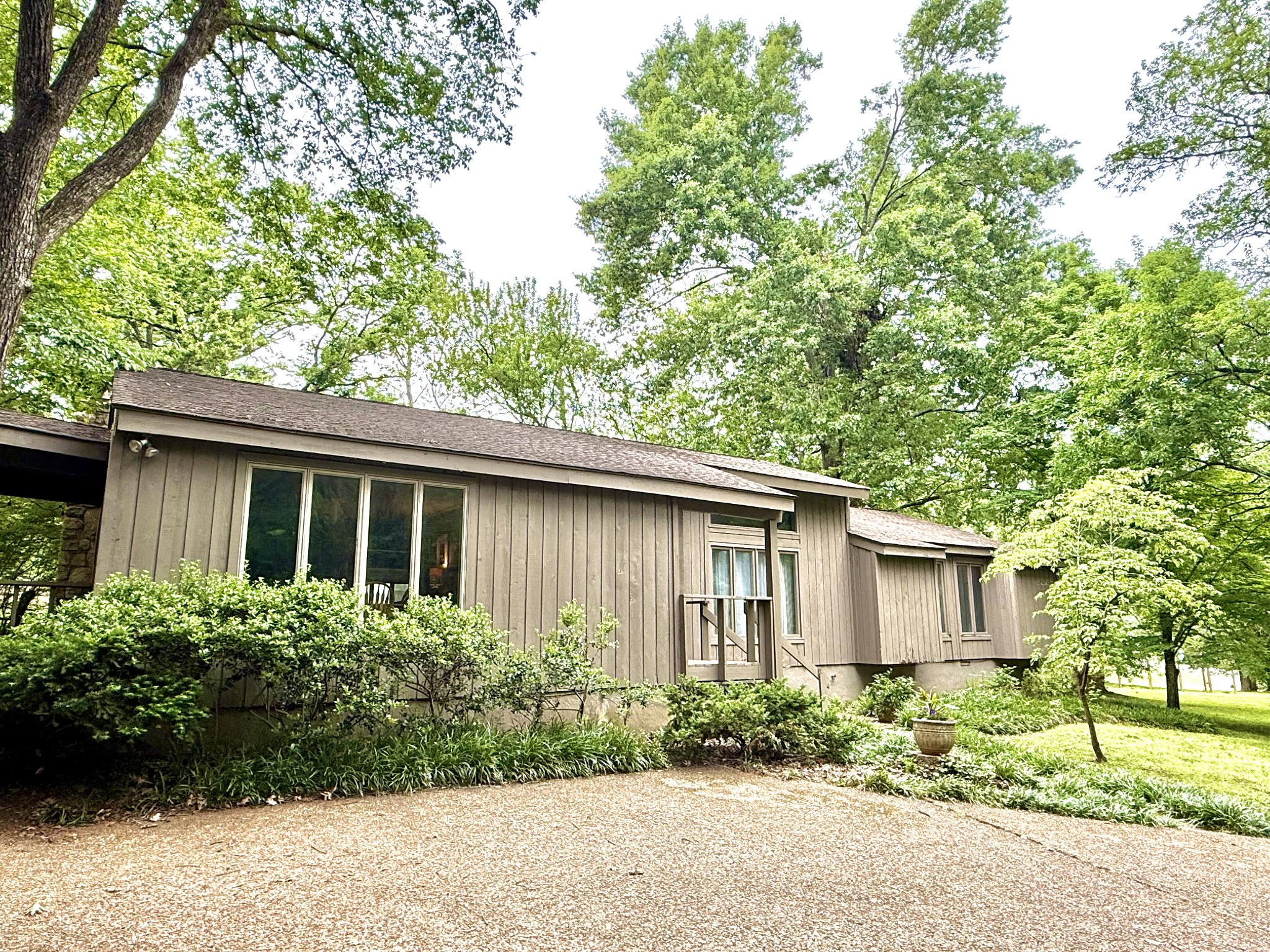 1217 Montpier Dr