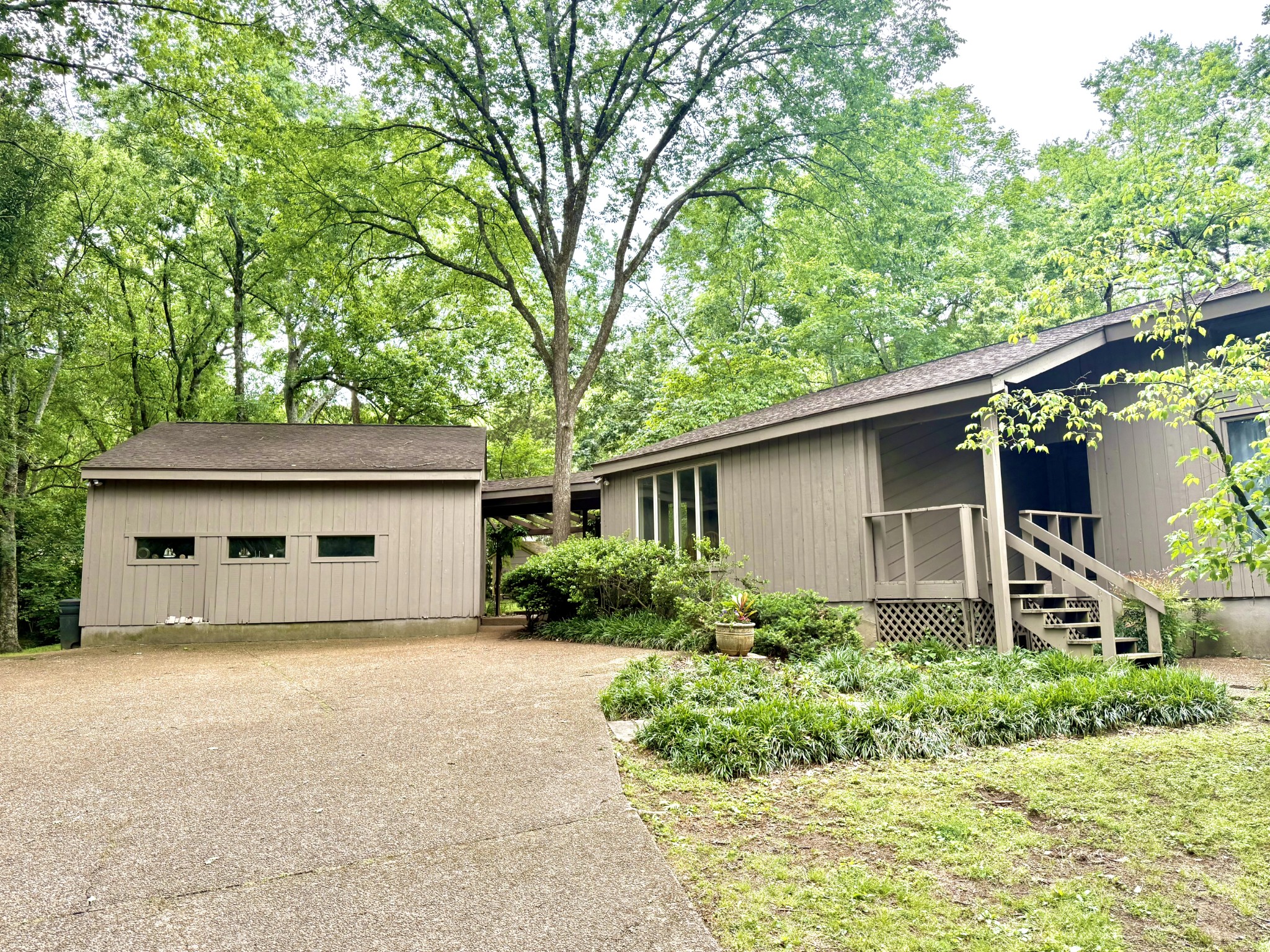 1217 Montpier Dr