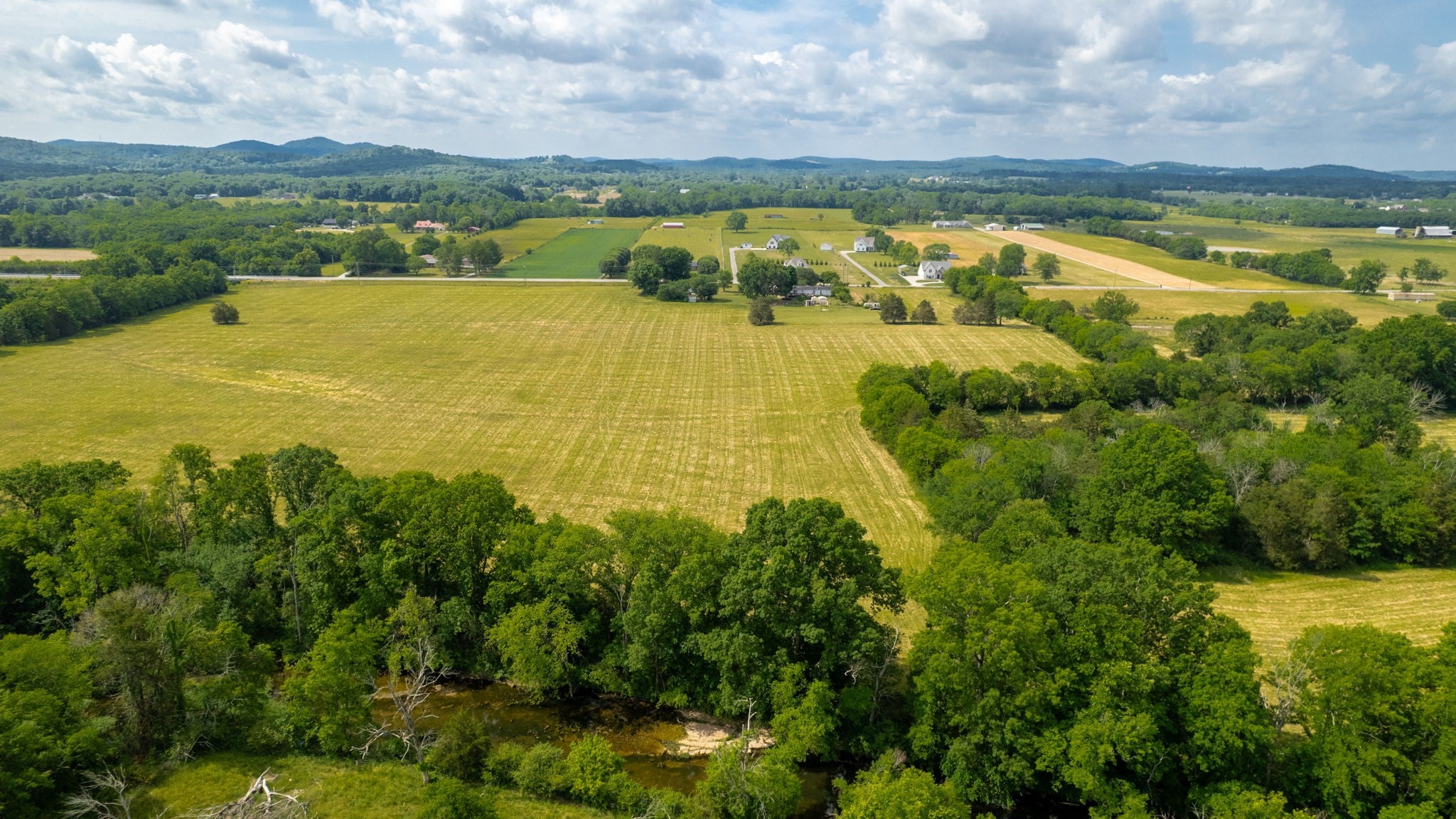 2393 Trousdale Ferry Pike