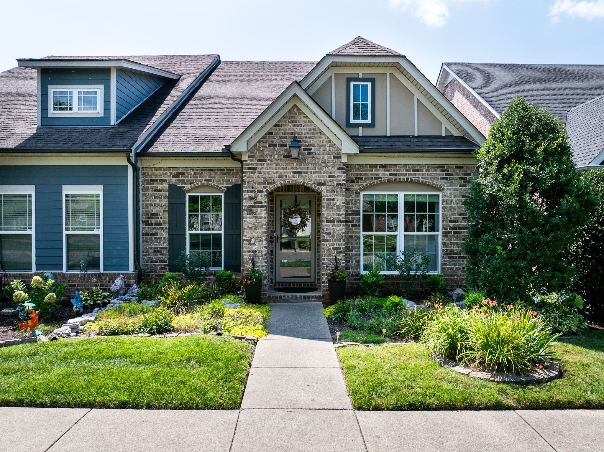 2214 Cason Ln