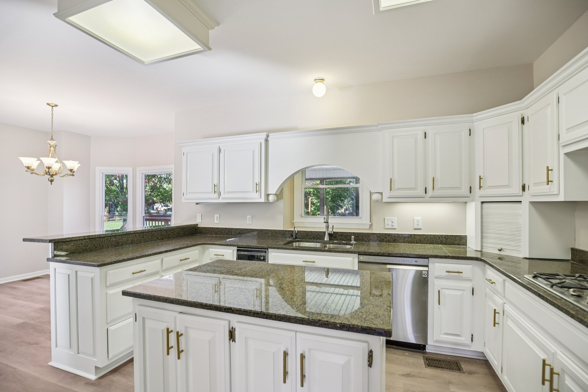4026 Windland Dr