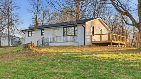 1360 Highway 49 E Charlotte TN 37036