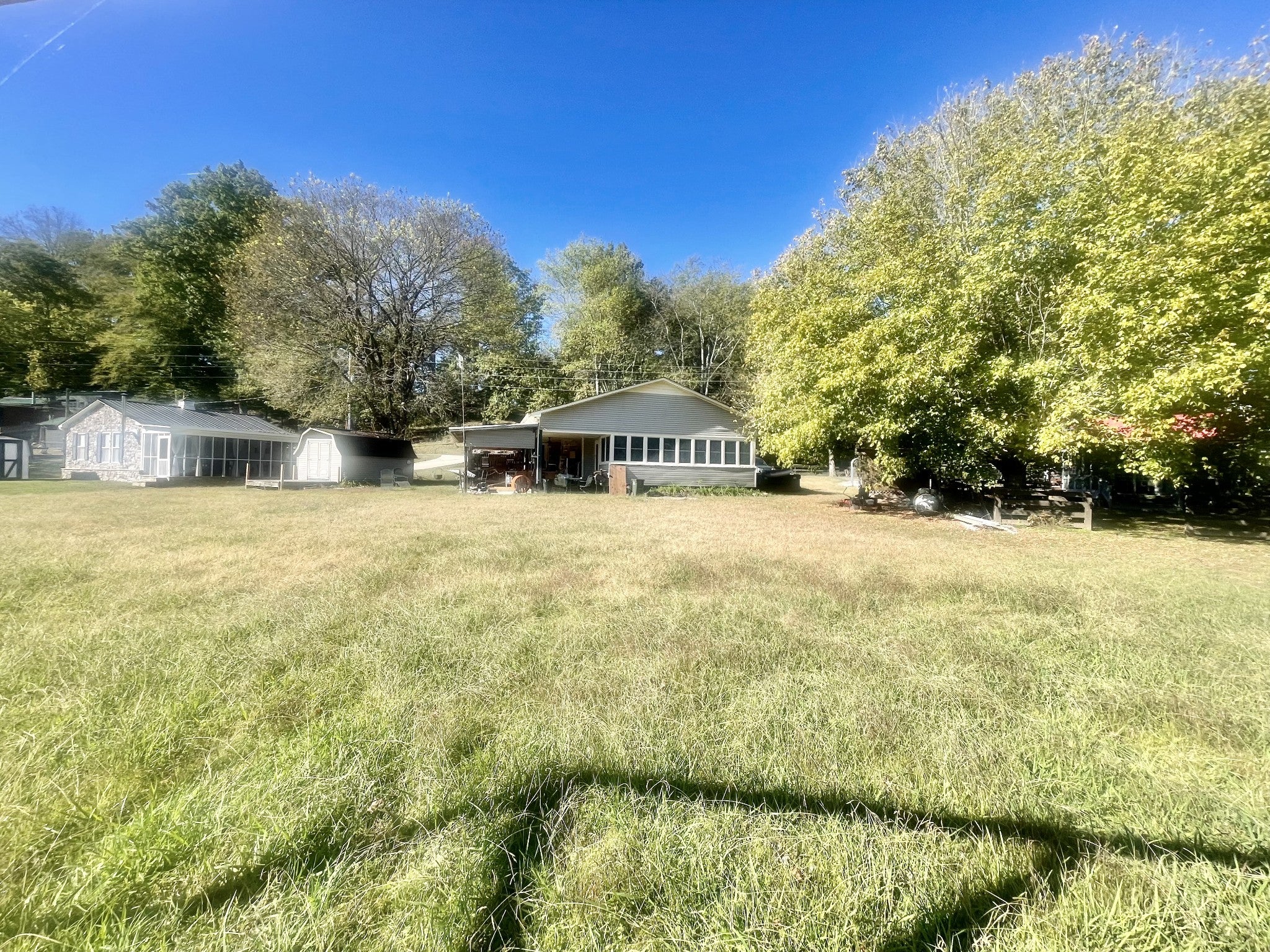 3025 Clear Creek Rd