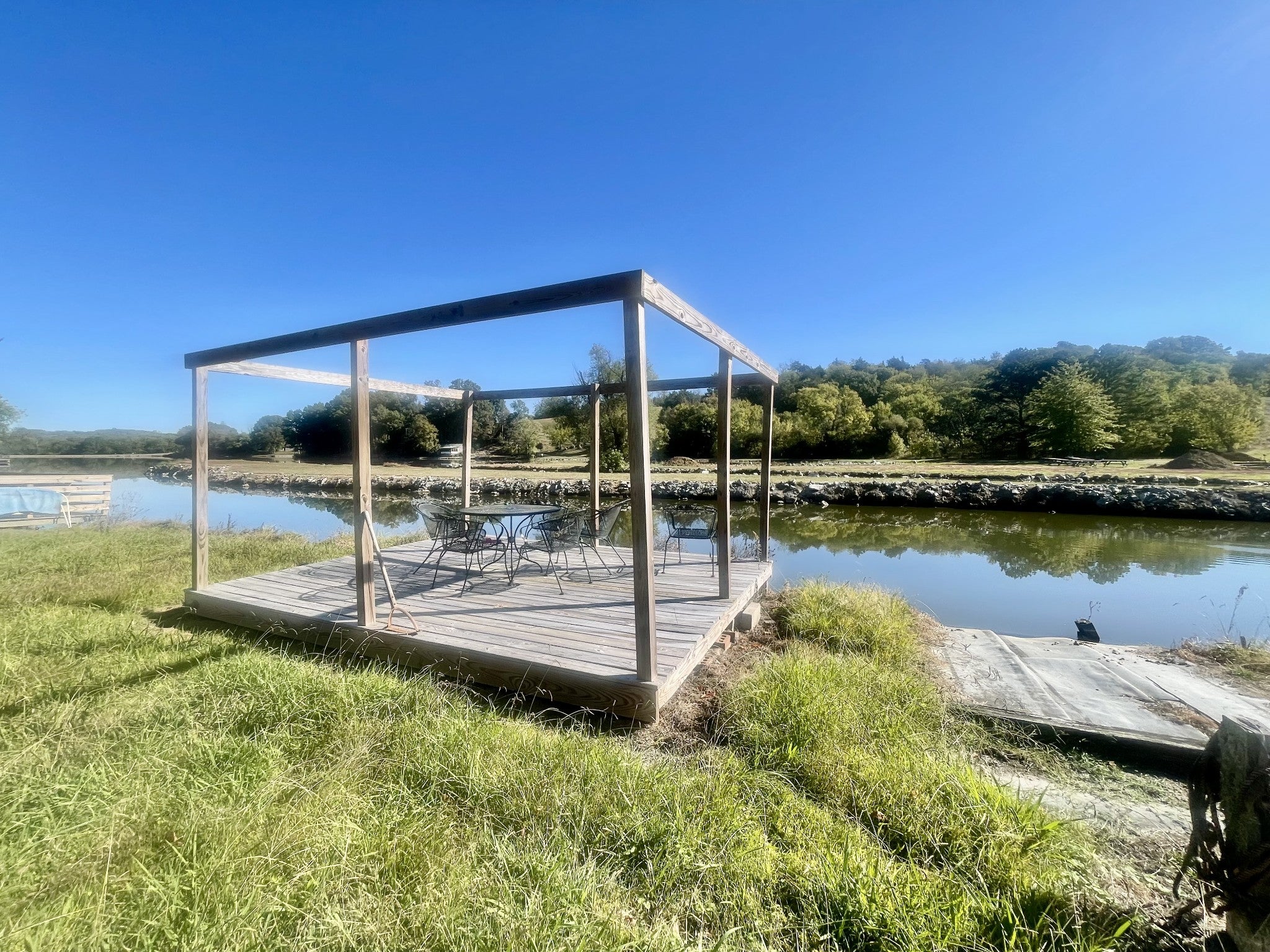 3025 Clear Creek Rd
