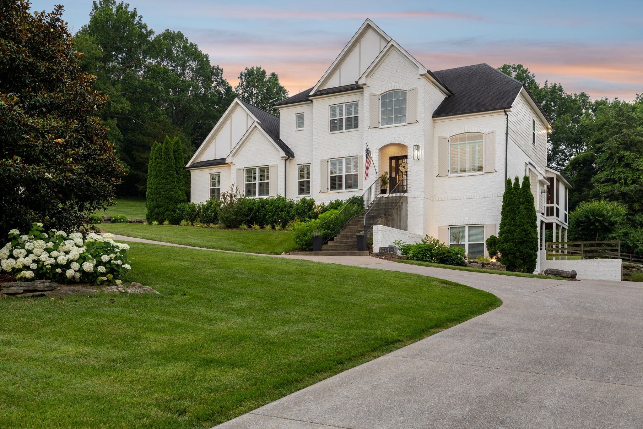 6342 Panorama Dr