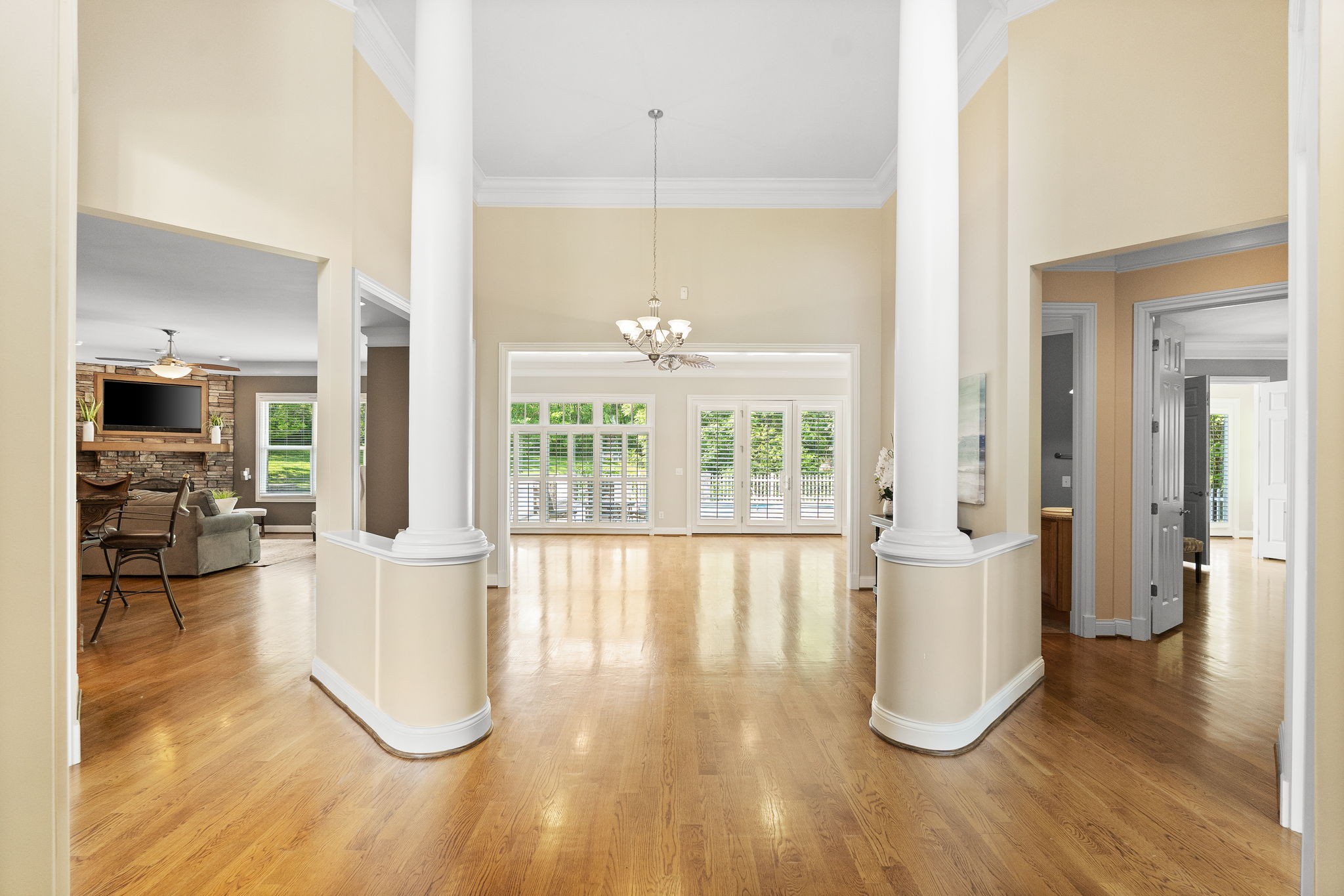 4815 Bethesda Rd