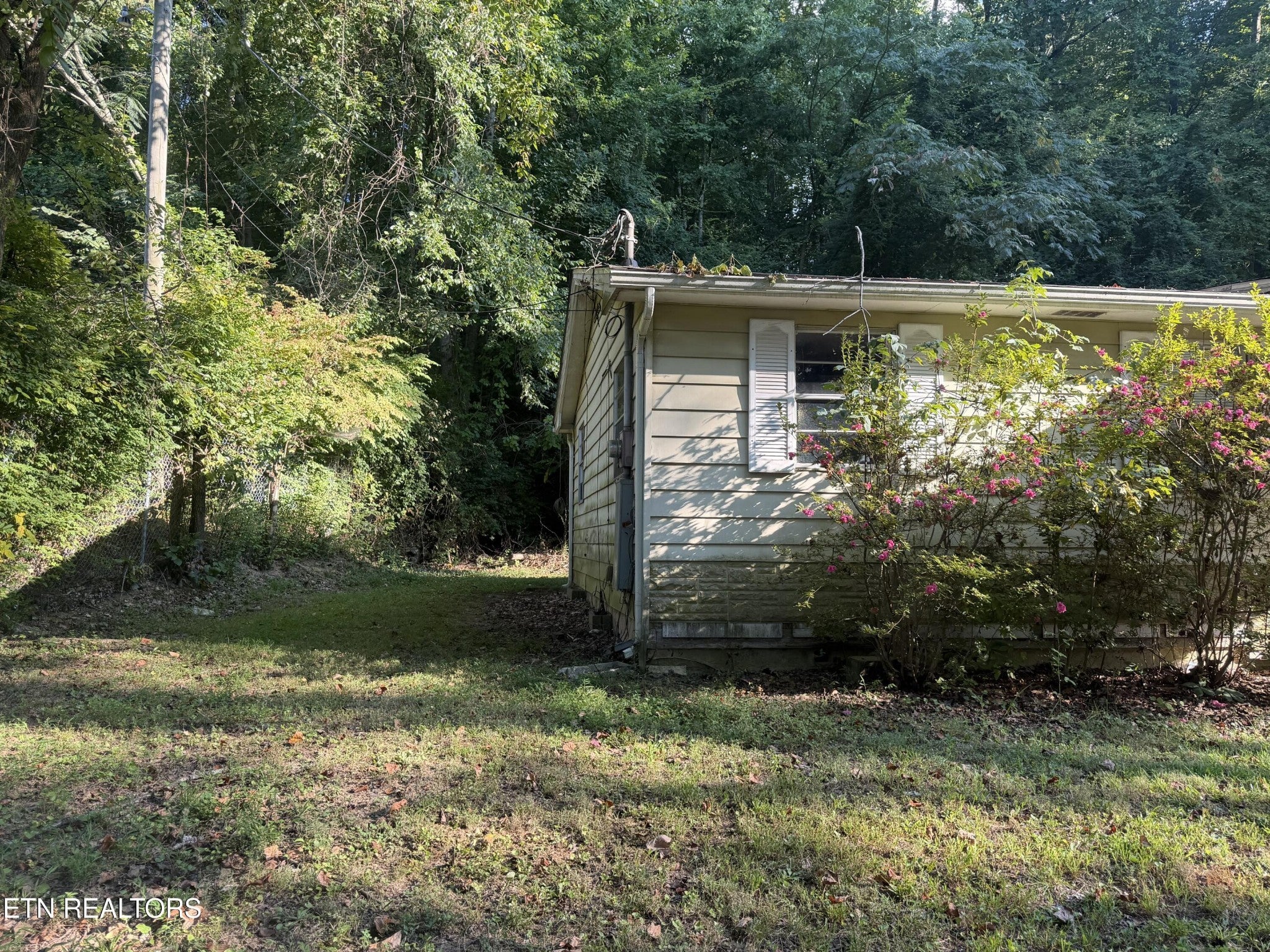 2832 Rifle Range Drive