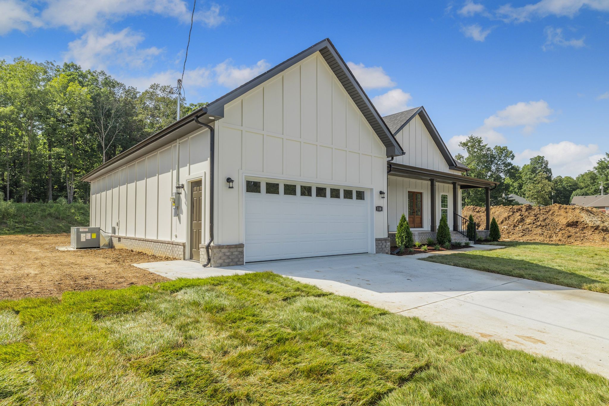 110 Stonebrook Dr