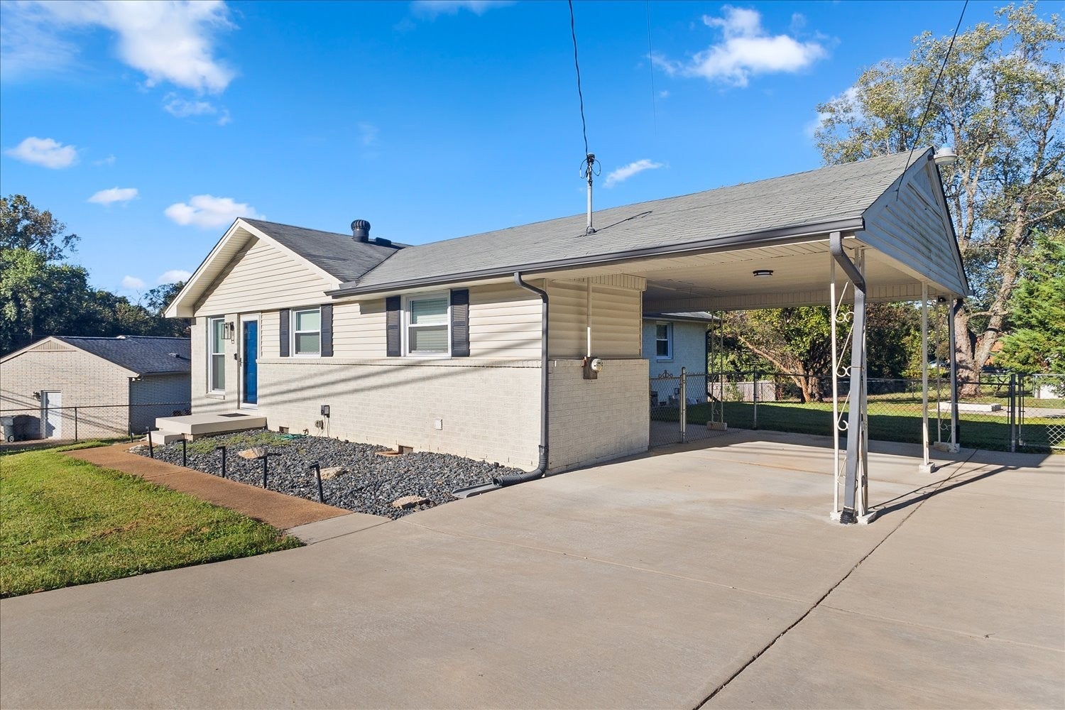 602 Hickory Bend Dr