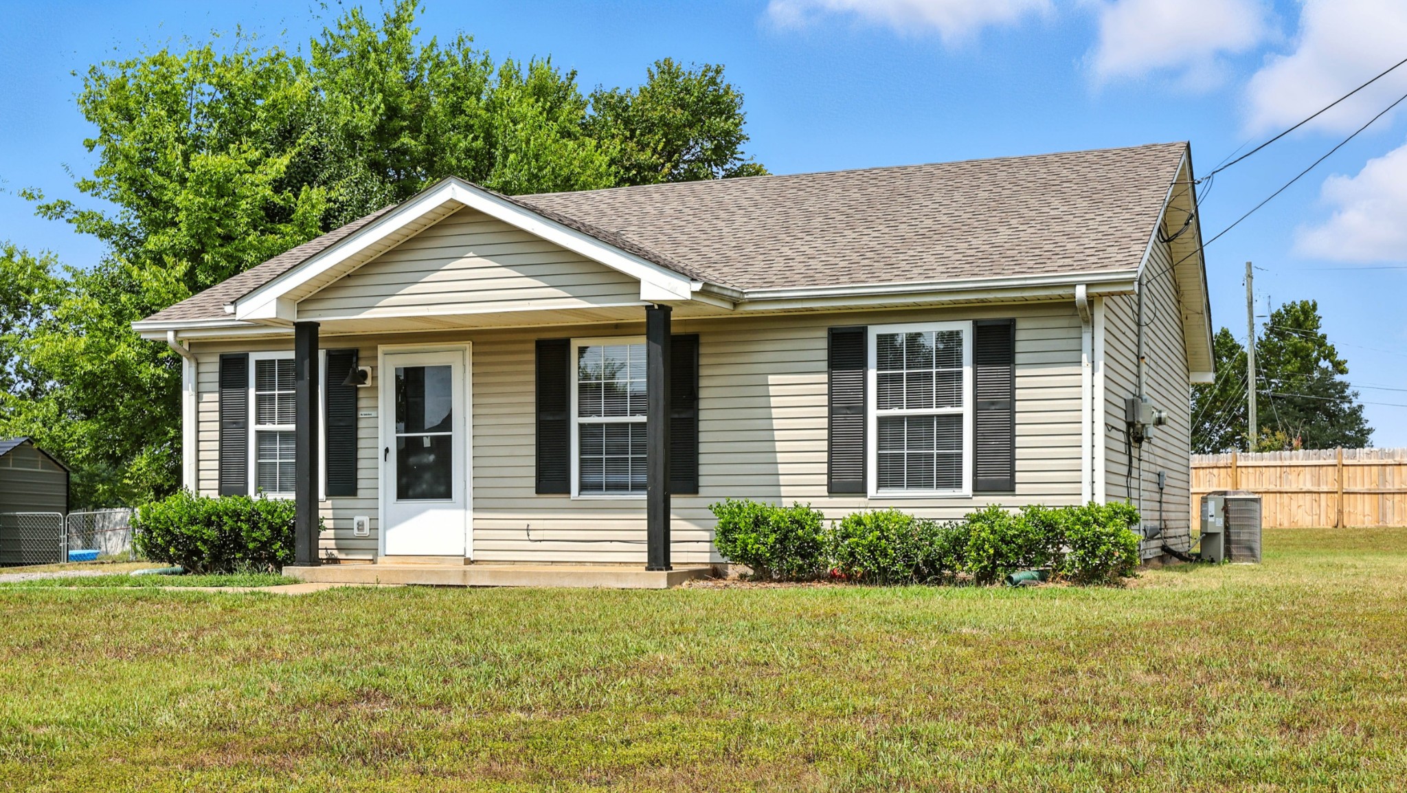955 Winesap Rd