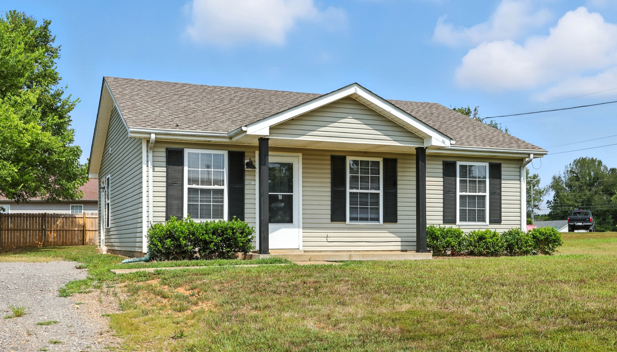 955 Winesap Rd