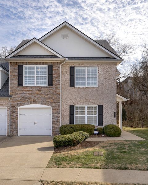 Photo of 815 Barrington Place Dr, Brentwood, TN 37027 (MLS # 3175599)
