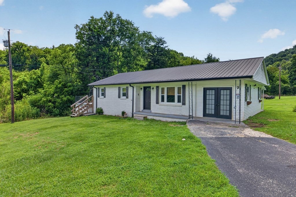221 England Hollow Rd