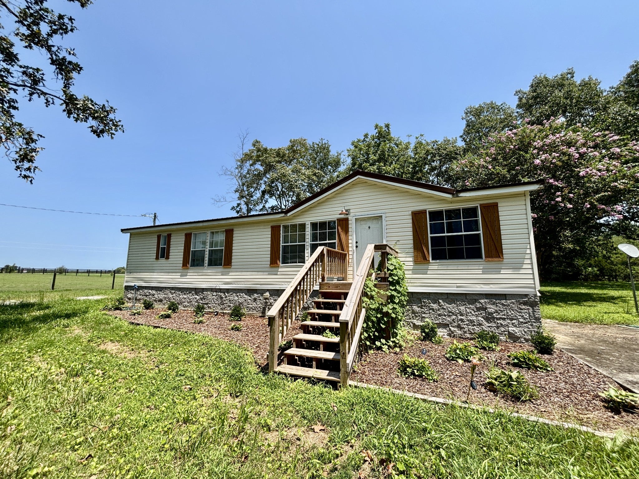 4816 Old Salem Lexie Rd